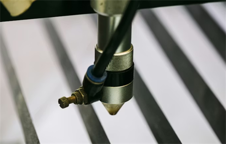 пряма частина марки